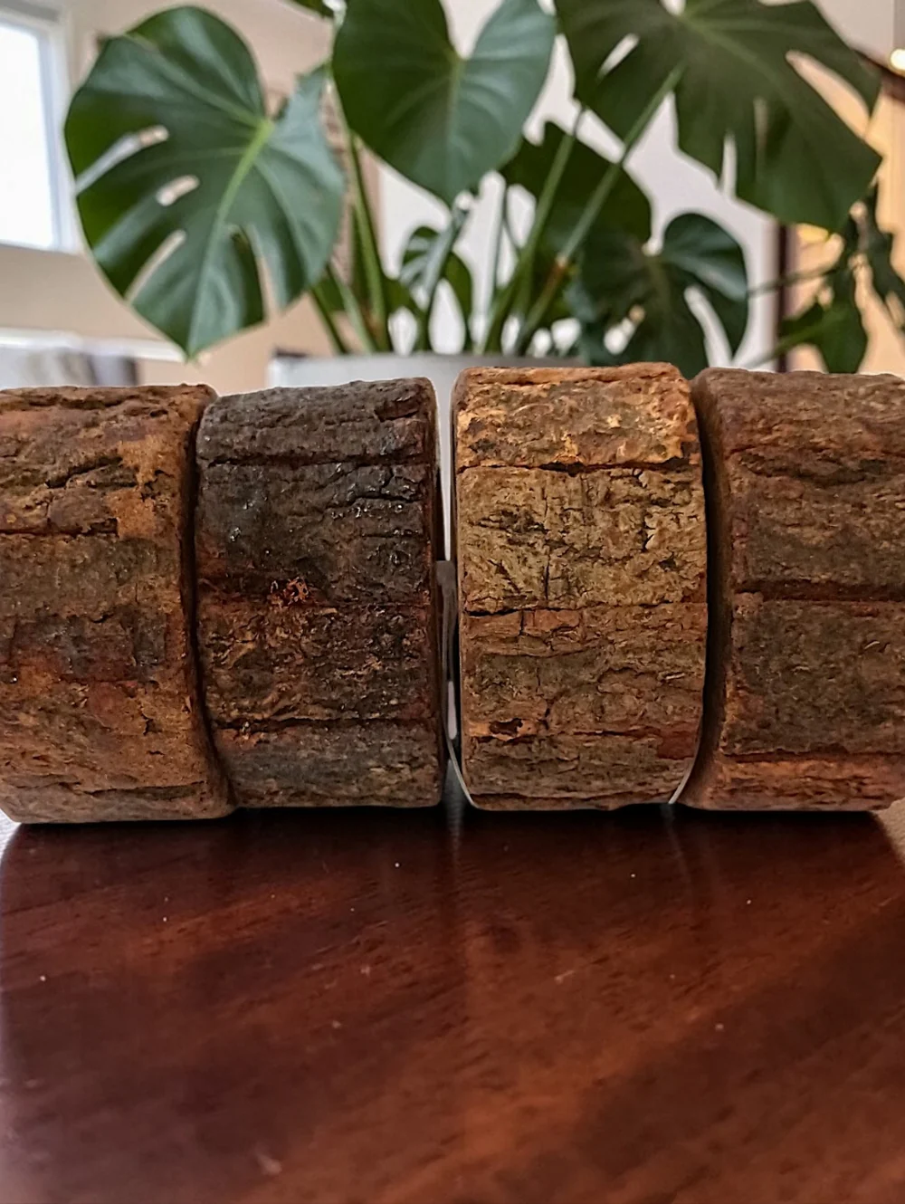 4 Natural‎ Wood Bark Live Edge Napkin Rings Rustic Farmhouse Party Events Cabin